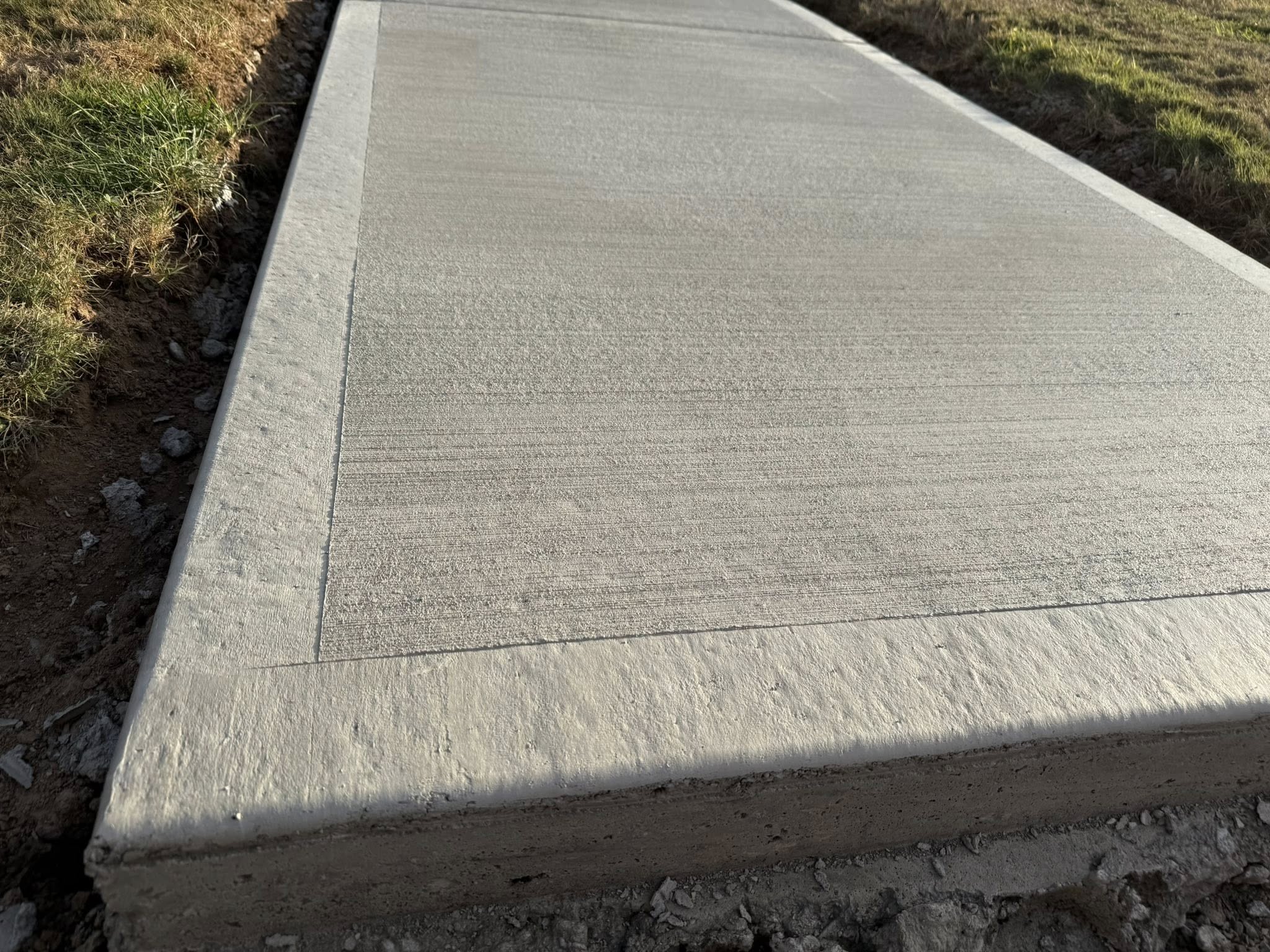 Sidewalk concrete work